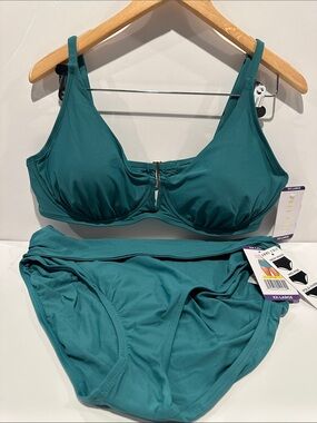 NWT Ann Cole Two Piece Bikini Bathing Suit w/ adj. Bra Strap and fold down waist